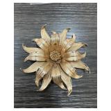 LARGE FLORAL BROOCH / PIN LARGE FLORAL BROOCH / PIN