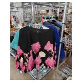 LARGE LOT OF MIXED CLOTHES LARGE LOT OF MIXED CLOTHES