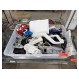 LARGE LOT OF MIXED VIDEO GAME CONTROLLERS GAMES+ LARGE LOT OF MIXED VIDEO GAME CONTROLLERS GAMES+