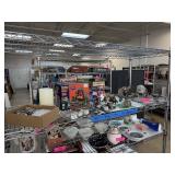 LARGE LOT OF MIXED HALLOWEEN DECOR LEMAX ETC LARGE LOT OF MIXED HALLOWEEN DECOR LEMAX ETC