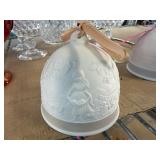1993 LLADRO PORCELAIN BELL 1993 LLADRO PORCELAIN BELL