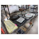 CONTENTS OF SHELF LARGE LOT OF BAKEWARE ETC CONTENTS OF SHELF LARGE LOT OF BAKEWARE ETC