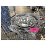 LOT OF STEEL BOWLS / COLLANDER SOME NEW LOT OF STEEL BOWLS / COLLANDER SOME NEW