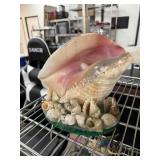 LARGE VINTAGE CONCH SHELL TV LAMP LARGE VINTAGE CONCH SHELL TV LAMP