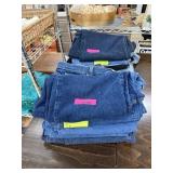 5PC MIXED JEANS BRANDS & SIZES LEVIS MORE 5PC MIXED JEANS BRANDS & SIZES LEVIS MORE