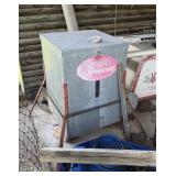 SWEENEY DEER FEEDER