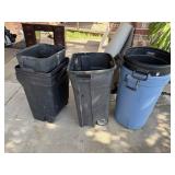 LARGE LOT OF TRASHCANS