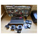 NICE ATARI VIDEO GAME SYSTEM W BOX & 3 GAMES