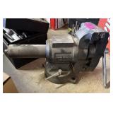 LARGE VINTAGE SHOP VISE