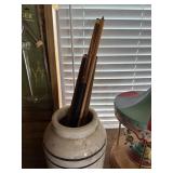 POOL CUES (NOT BEVERAGE DISPENSER)