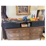 LARGE RISER WITH DRAWERS