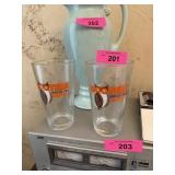 2pc VINTAGE HOOTERS BEER GLASSES