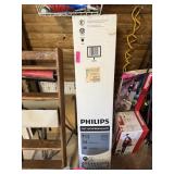 PHILIPS T12 FLUORESCENT LIGHT BULBS QTY 24
