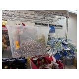 LARGE LOT OF DECOR / CHRISTMAS ETC