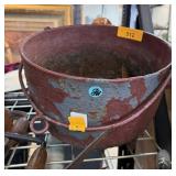 ANTIQUE CAST IRON CAULDRON / POT
