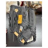NIKE BASEBALL GLOVE RIGHT THROW / LEFT HAND
