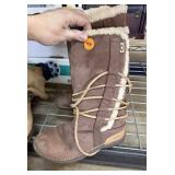 UGG BOOTS SZ 7