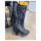 HARLEY DAVIDSON HIGH HEEL BOOTS SZ 7.5