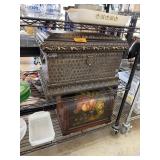 2PC DECORATIVE TRUNKS