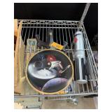 STAR TREK PLATE & STAR WARS LIGHT SABER