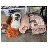 LOT OF VINTAGE AFGHANS ETC