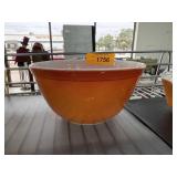 LARGE PYREX GLASS MIXING BOWL