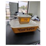 PYREX GLASS CASSEROLE DISH & FRIDGE BOX