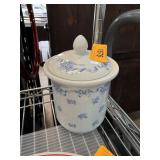 VINTAGE LAURA ASHLEY RIBBONS PORCELAIN LIDDED JAR