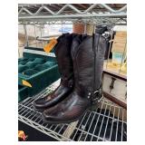 LAREDO 10EE LEATHER COWBOY BOOTS NICE