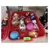LOT OF NICER CHRISTMAS ORNAMENTS