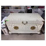 VINTAGE LANE CEDAR CHEST VERY NICE