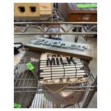 LOT OF MIXED FARMHOUSE STYLE DECOR