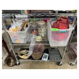 LARGE LOT OF MIXED HOUSEWARES