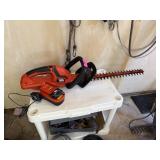 BLACK & DECKER HEDGE TRIMMERS BLACK & DECKER HEDGE TRIMMERS
