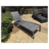 RECLINING LOUNGE CHAIR RECLINING LOUNGE CHAIR