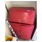 TOOLBOX WITH CONTENTS TOOLBOX WITH CONTENTS
