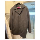 NICE LONDON FOG COAT SIZE LARGE NICE LONDON FOG COAT SIZE LARGE