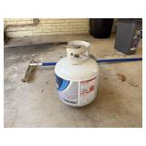 PROPANE TANK / FEELS FULL PROPANE TANK / FEELS FULL
