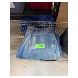 LOT OF MIXED JEANS / BRANDS WRANGLER 33X30 ETC