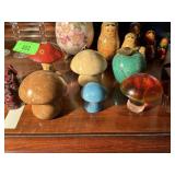 AMBERINA MUSHROOM / APPLE PAPERWEIGHT MORE AMBERINA MUSHROOM / APPLE PAPERWEIGHT MORE
