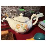 VINTAGE TAYLOR SMITH PORCELAIN TEAPOT VINTAGE TAYLOR SMITH PORCELAIN TEAPOT