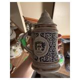 KING GERMAN BEER STEIN KING GERMAN BEER STEIN