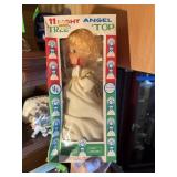 VINTAGE CHRISTMAS ANGEL TREE TOPPER IN ORIG BOX VINTAGE CHRISTMAS ANGEL TREE TOPPER IN ORIG BOX