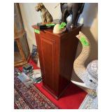 PEDESTAL CD TOWER PEDESTAL CD TOWER