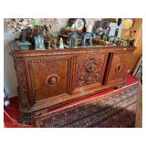 IMPRESSIVE RENAISSANCE REVIVAL BUFFET NOTE IMPRESSIVE RENAISSANCE REVIVAL BUFFET NOTE
