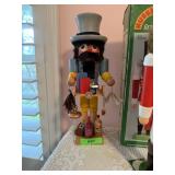 ERZGEBIRGE NUTCRACKER NOTE ERZGEBIRGE NUTCRACKER NOTE