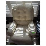 RECLINER RECLINER