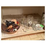 LARGE LOT OF MIXED GLASS WARE / BARWARE LARGE LOT OF MIXED GLASS WARE / BARWARE