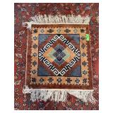 VINTAGE TIBETAN HANDMADE RUG VINTAGE TIBETAN HANDMADE RUG
