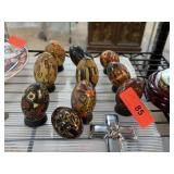 LARGE LOT OF VINTAGE LACQUERED EGGS LARGE LOT OF VINTAGE LACQUERED EGGS